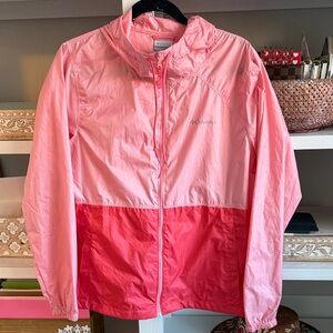 Like new! Columbia Two-Tone Pink Hooded Jacket. Size Large